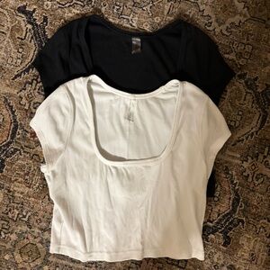 Outdoor Voices Cropped Square neck shirt